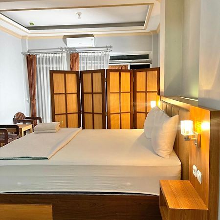 Wesbobo Inn Solo Екстериор снимка
